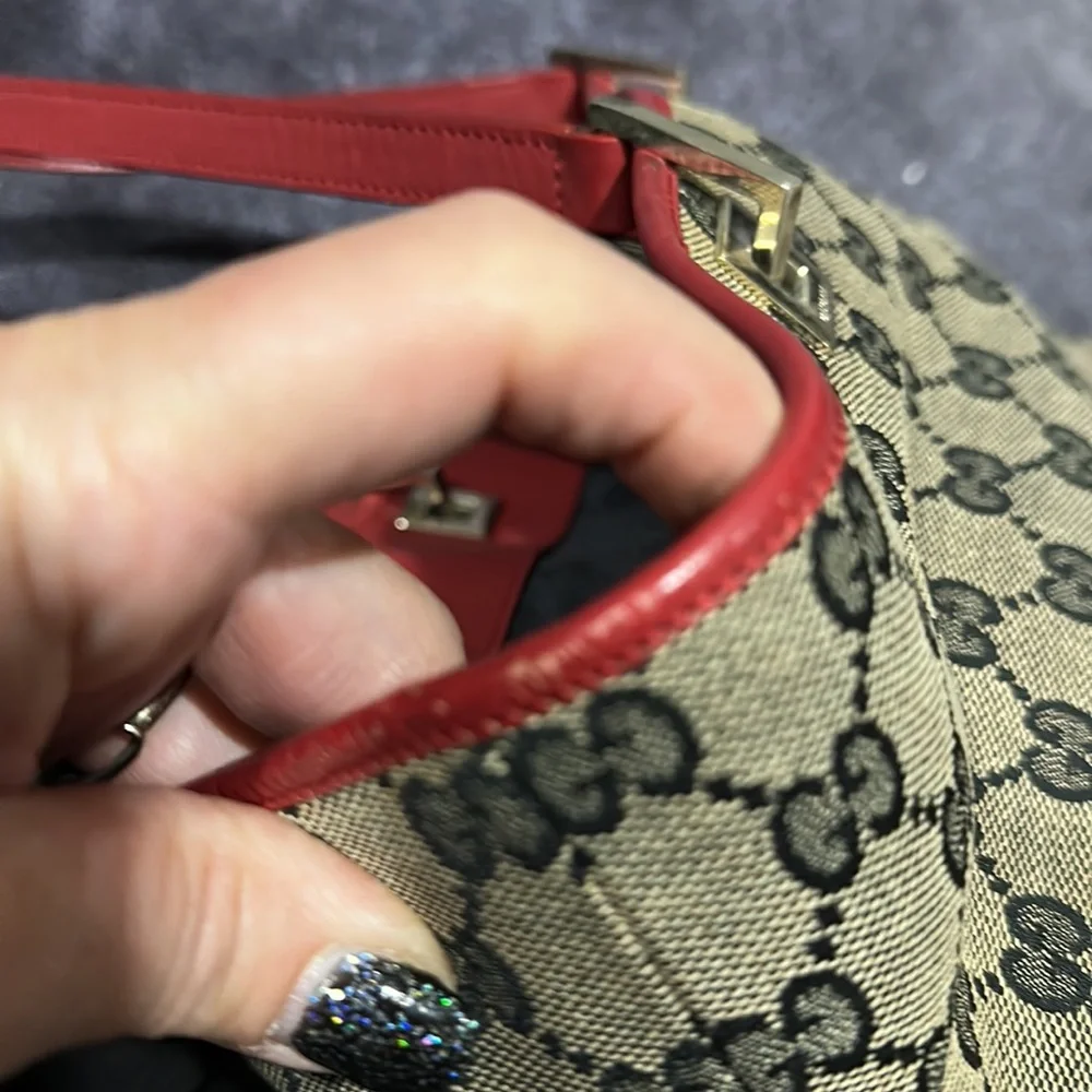 Gucci Signature Print Canvas Tote with red leather handles and trim. - Picture 16 of 17